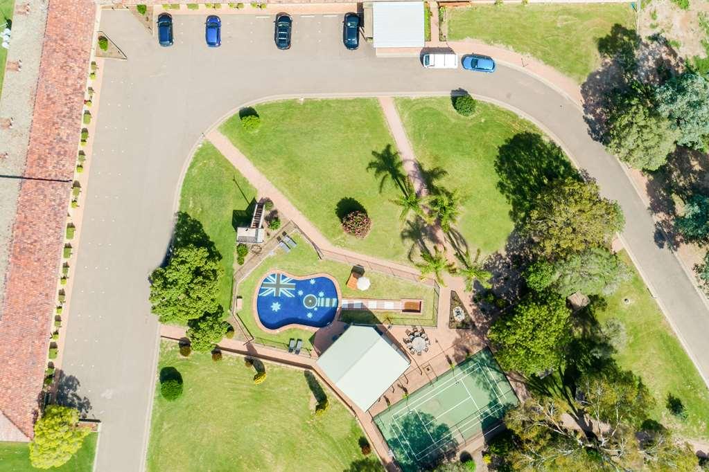 Econo Lodge Savannah Park Тамворт Екстер'єр фото