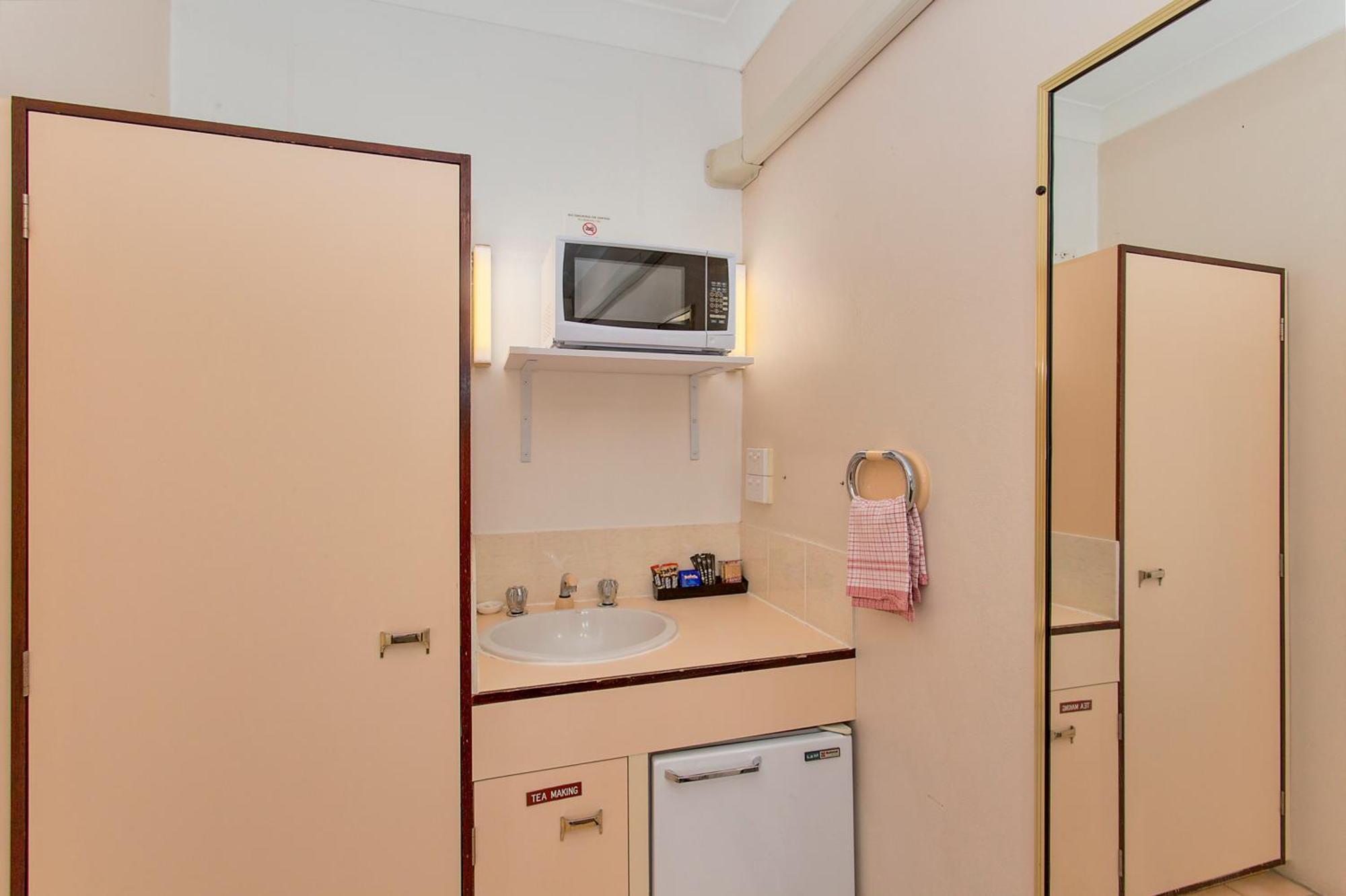 Econo Lodge Savannah Park Тамворт Екстер'єр фото