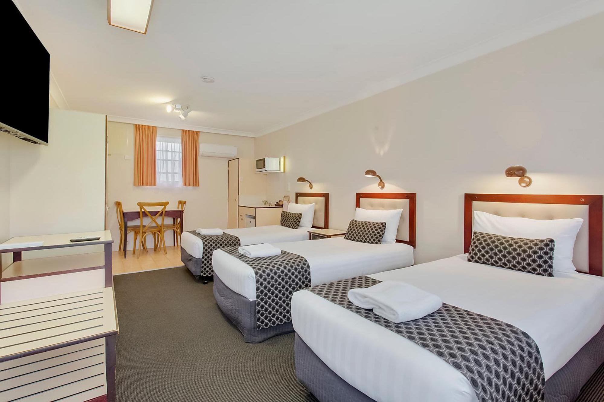 Econo Lodge Savannah Park Тамворт Екстер'єр фото